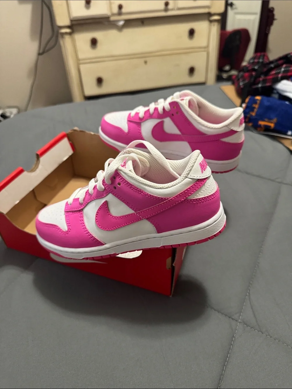 Nike dunk low Kids Pink and White Low-Top Sneakers - Girls
